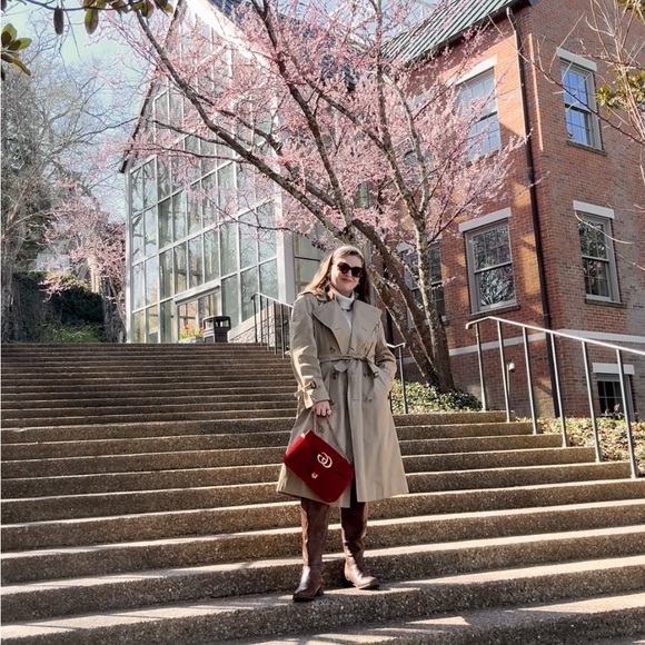 Meet your Posher, Monika - Picture 2 of 11